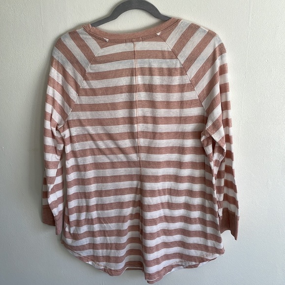 GAP Striped Maternity Top Size Large - Picture 5 of 5